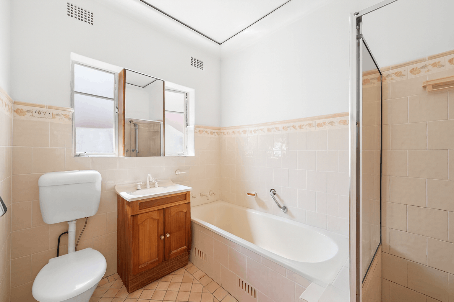 Homely 1:3 Shared home for SIL/ MTA — Home image 2