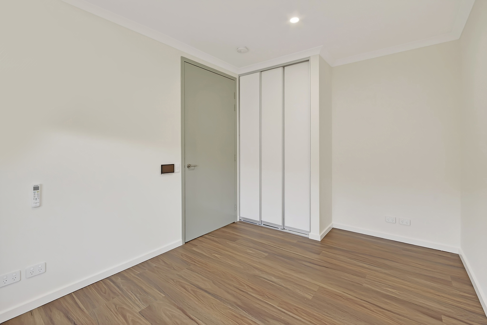 Hilbert Unique SDA House — Home image 11