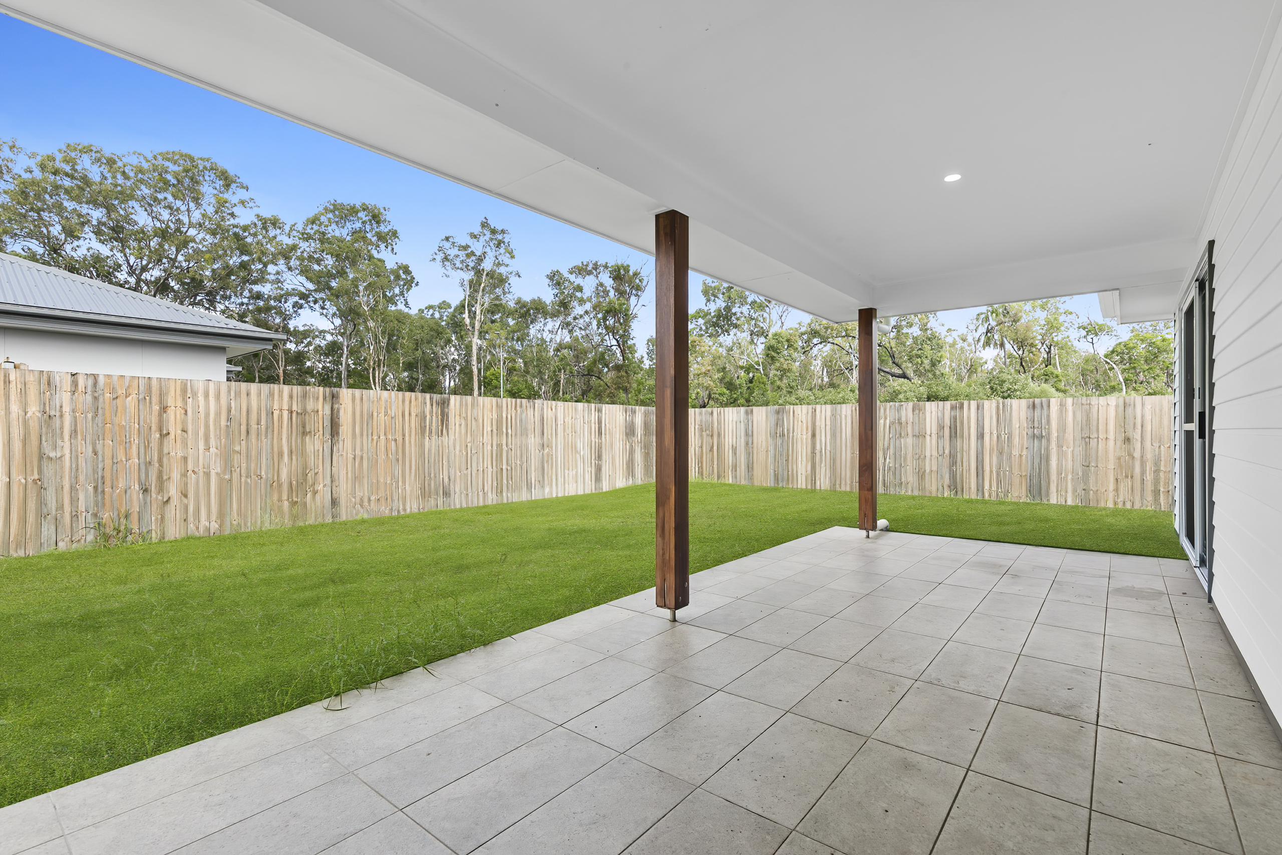 BURRUM HEADS, FRASER COAST, QLD – IMPROVED LIVEABILITY HOUSE — Home image 5