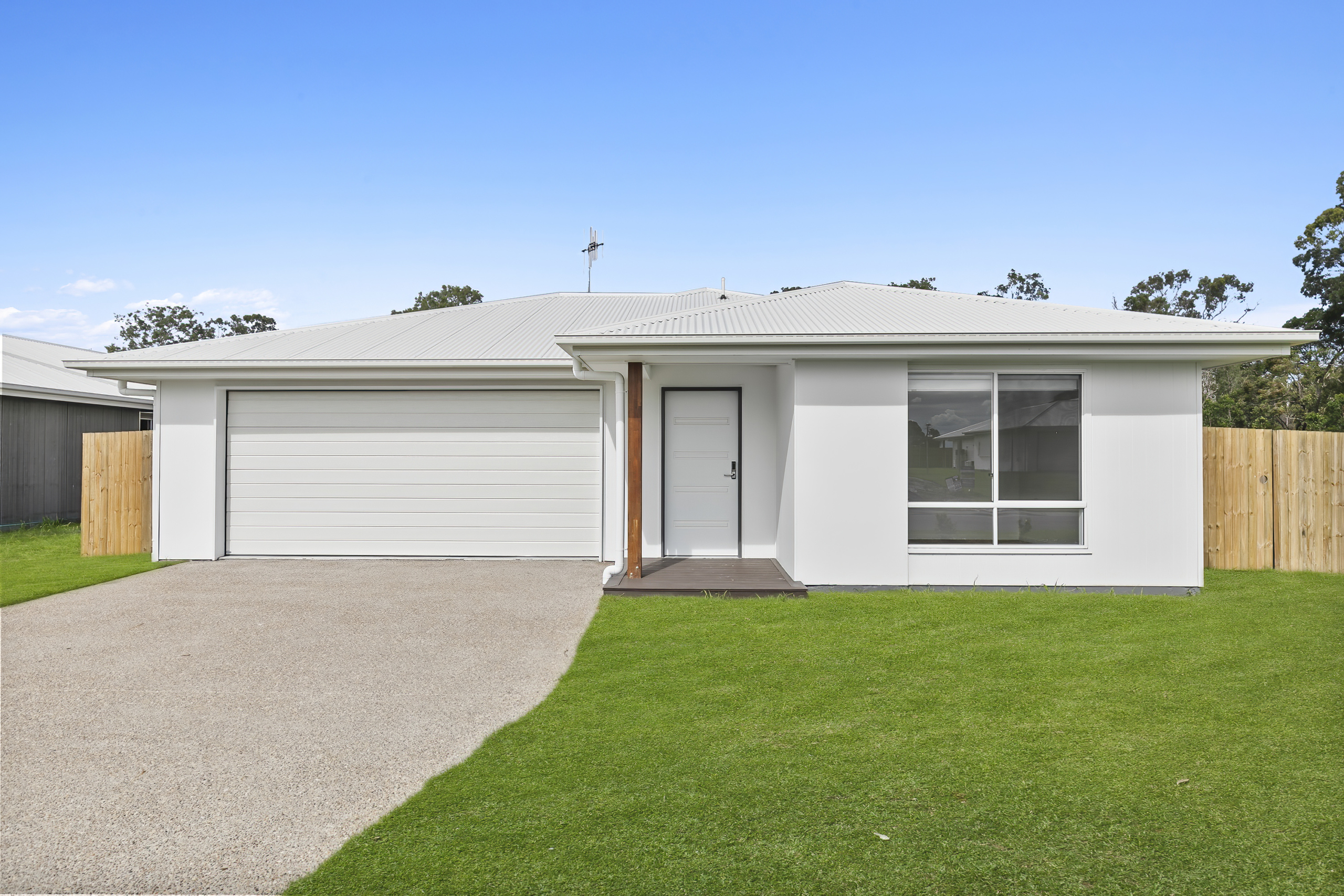 BURRUM HEADS, FRASER COAST, QLD – IMPROVED LIVEABILITY HOUSE — Home image 6