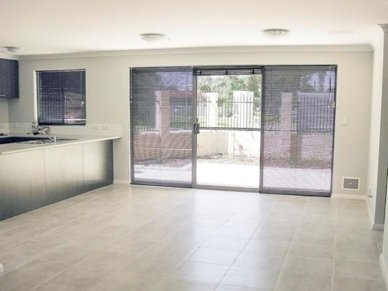 21 Cornin place Armadale WA 6112 — Home image 5