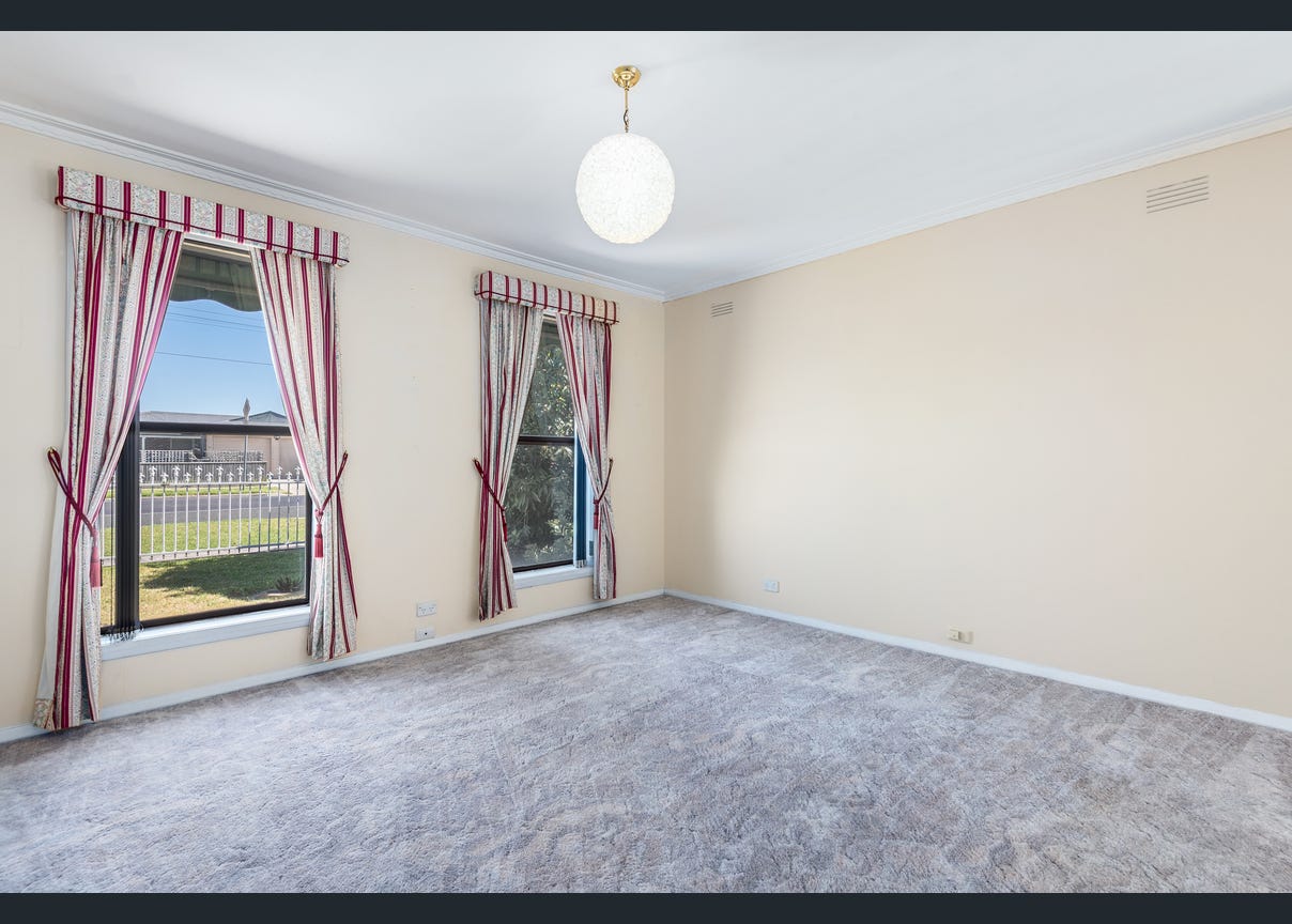 Newcomb SIL Home — Home image 6