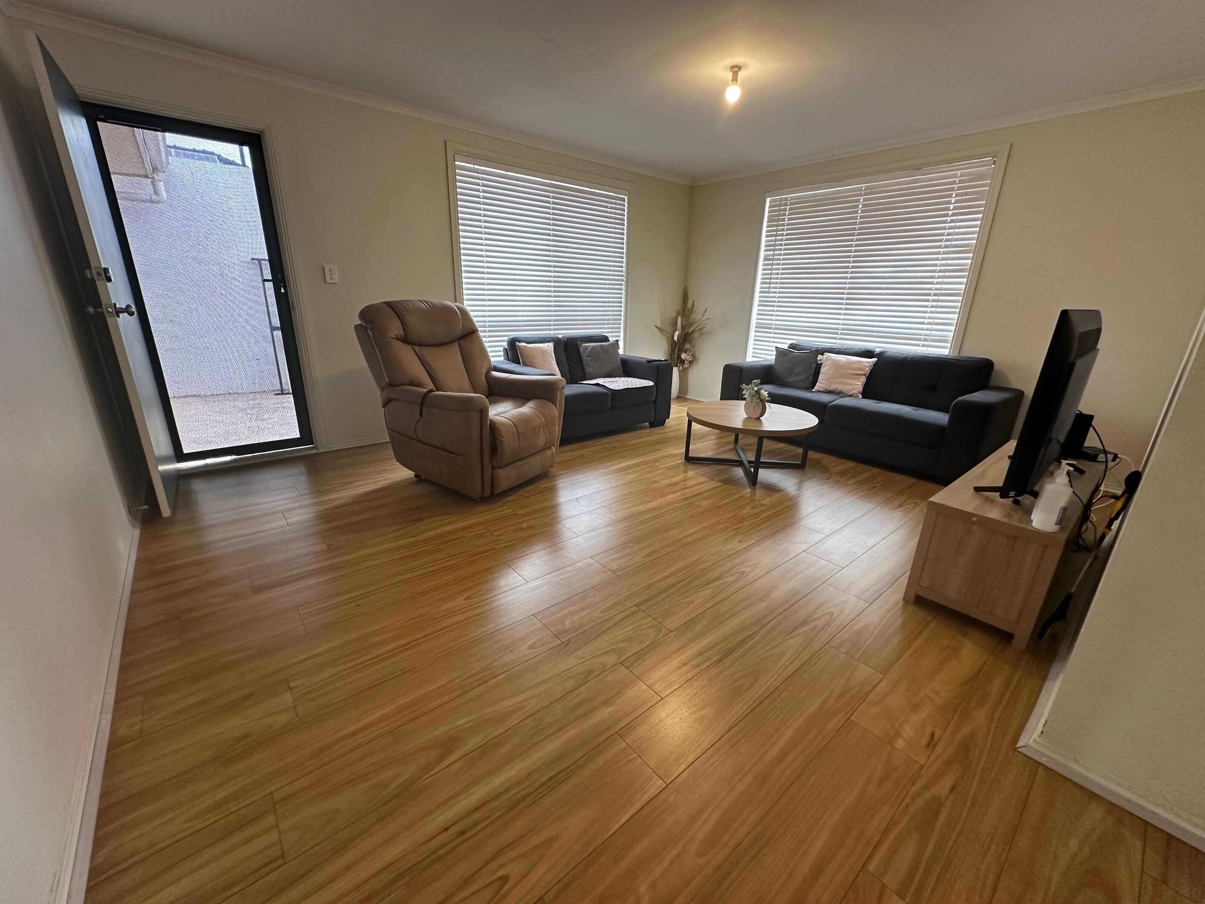 4 Bedroom, 1 Bathroom Fully Accessible SIL — Home image 5