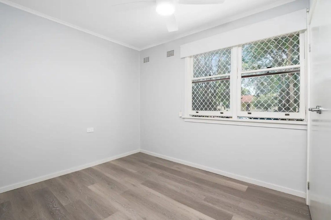SIL Home in Kingswood — Home image 5
