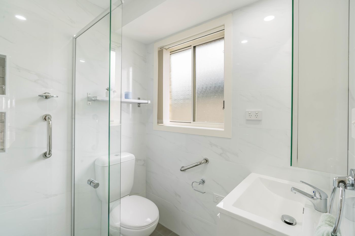 Thornton - beautiful 3 Bedroom SIL (2 female vacancies) — Home image 2