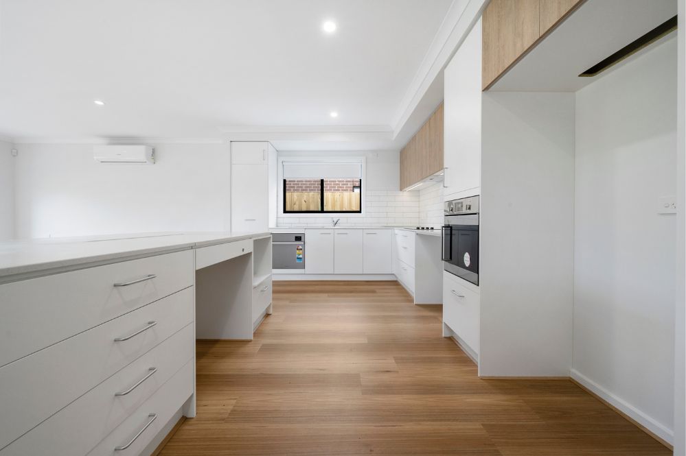Modern 4-Bedroom HPS - Produce Drive, Mambourin — Home image 2