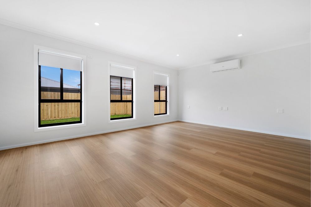 Modern 4-Bedroom HPS - Produce Drive, Mambourin — Home image 7