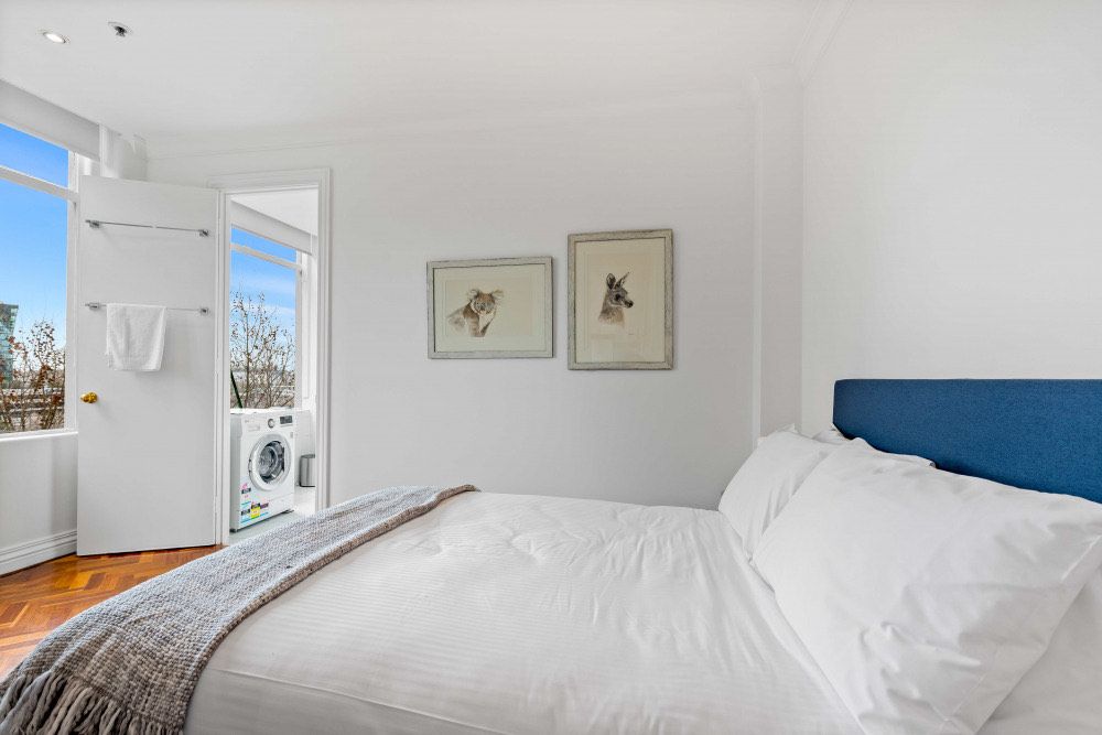 Chic 1-Bed Apartment In the Heart of Melbourne — Home image 2