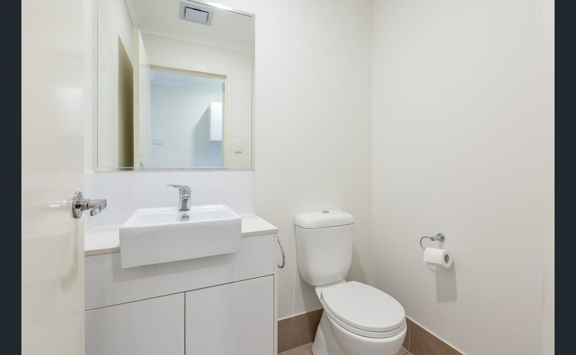 2 Storey House Pimpama — Home image 2