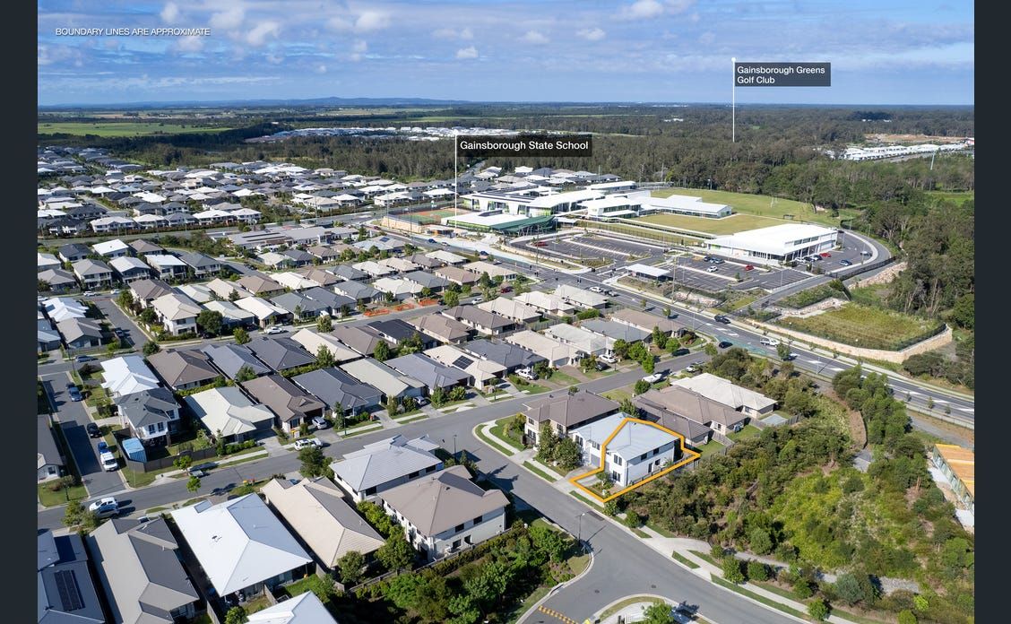 2 Storey House Pimpama — Home image 3