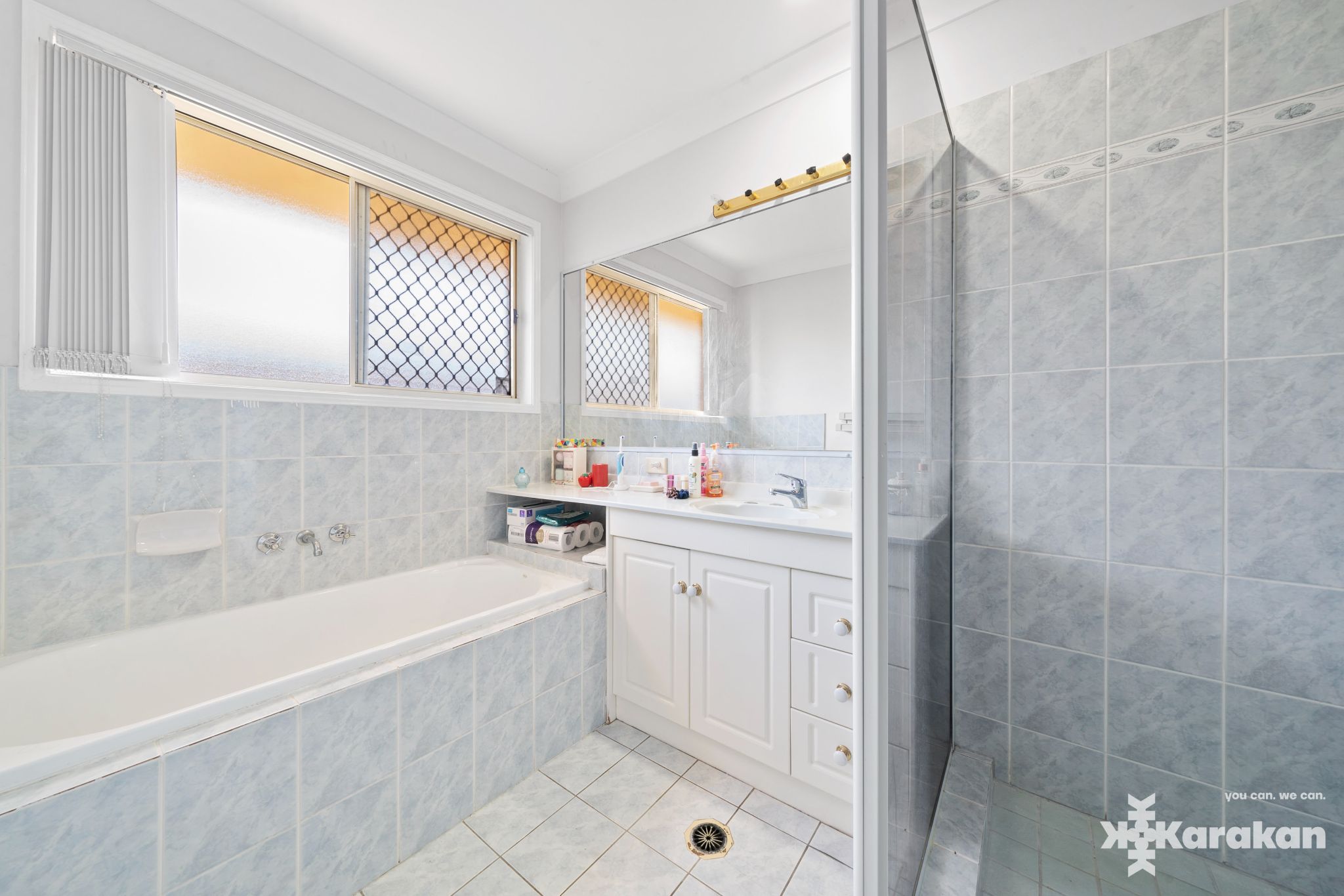 Spacious home in quiet area close to parks, amenities and shops. — Home image 2