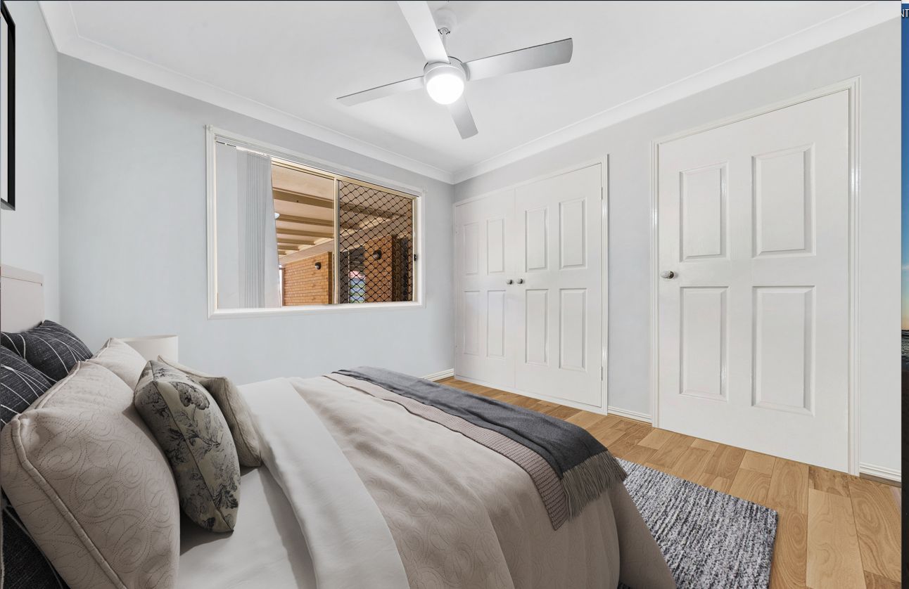 Spacious home in quiet area close to parks, amenities and shops. — Home image 5