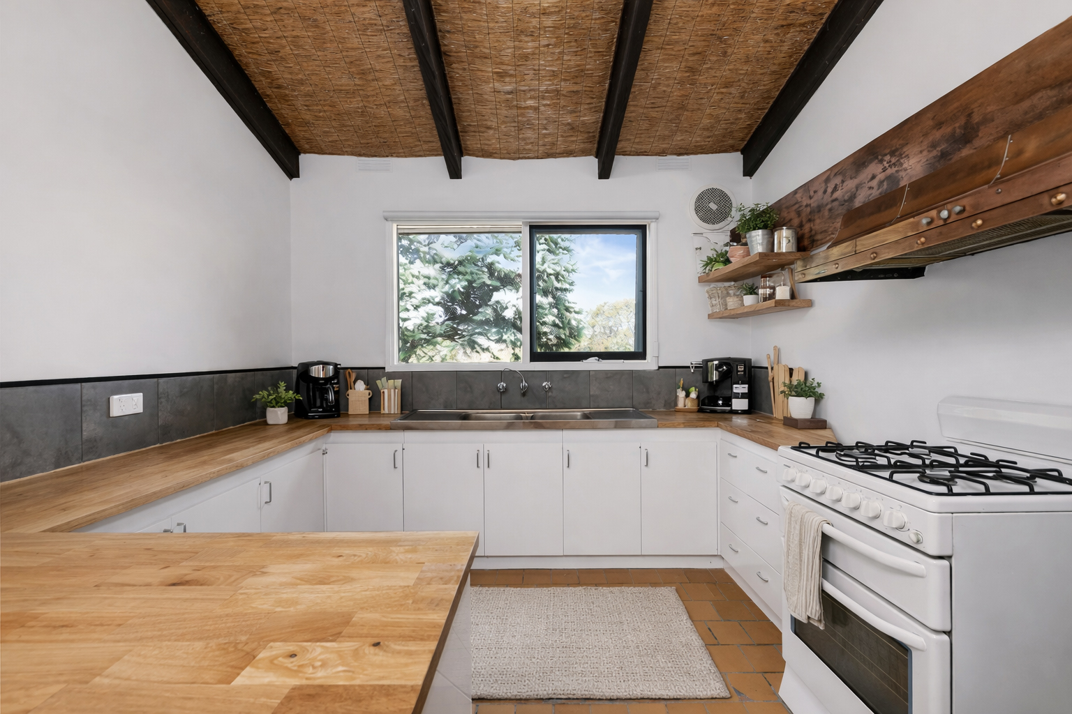 SIL/Medium Term Accommodation in Templestowe. NO WAITING. — Home image 6