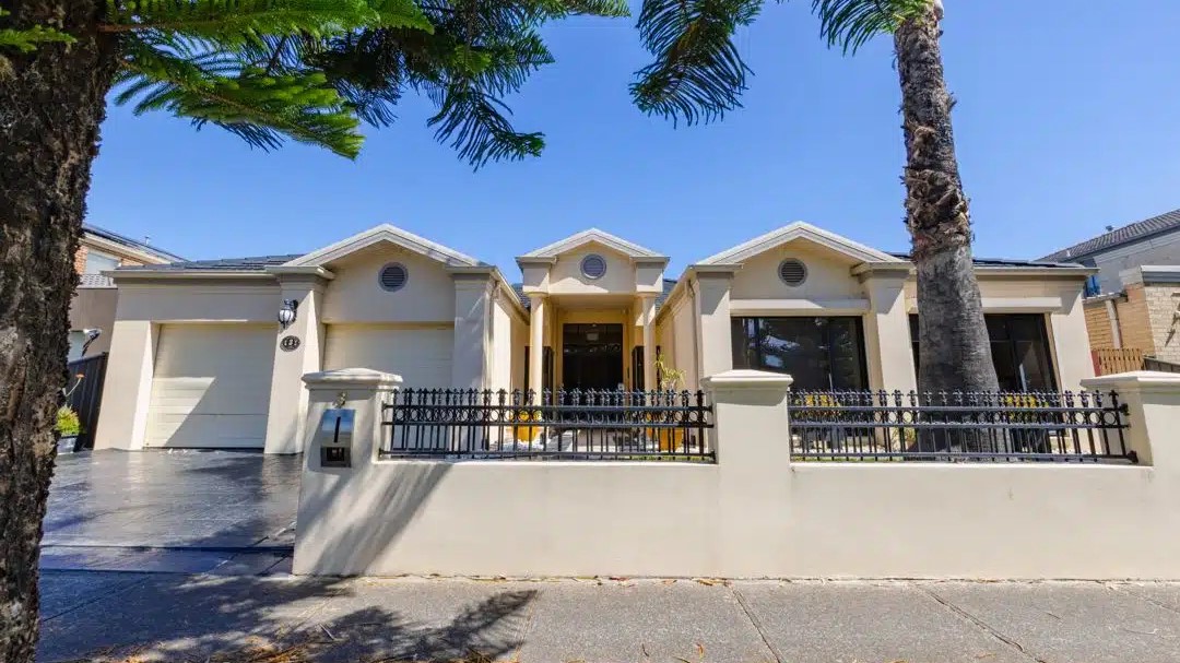 Spacious and modern SIL home in Point Cook — Home image 2