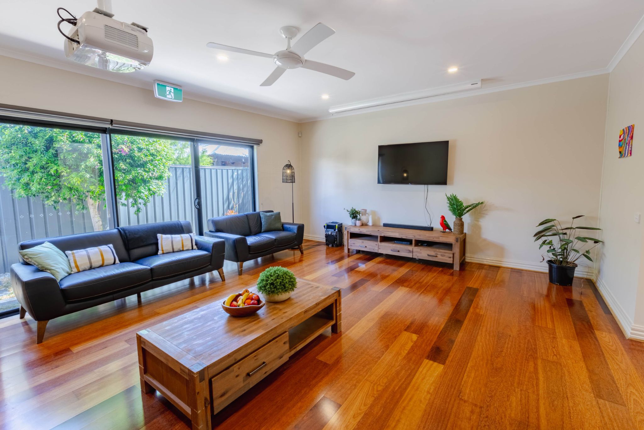 Spacious and modern SIL home in Point Cook — Home image 12