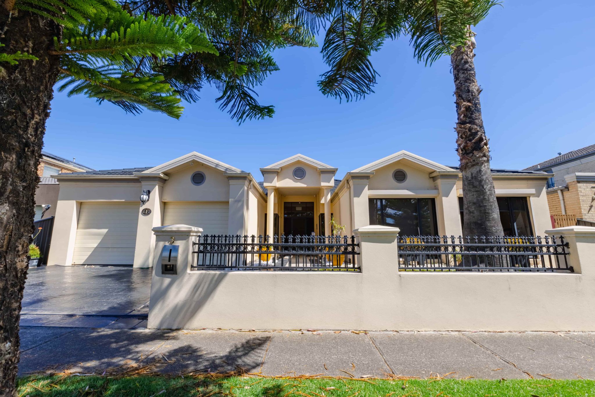 Spacious and modern SIL home in Point Cook — Home image 13
