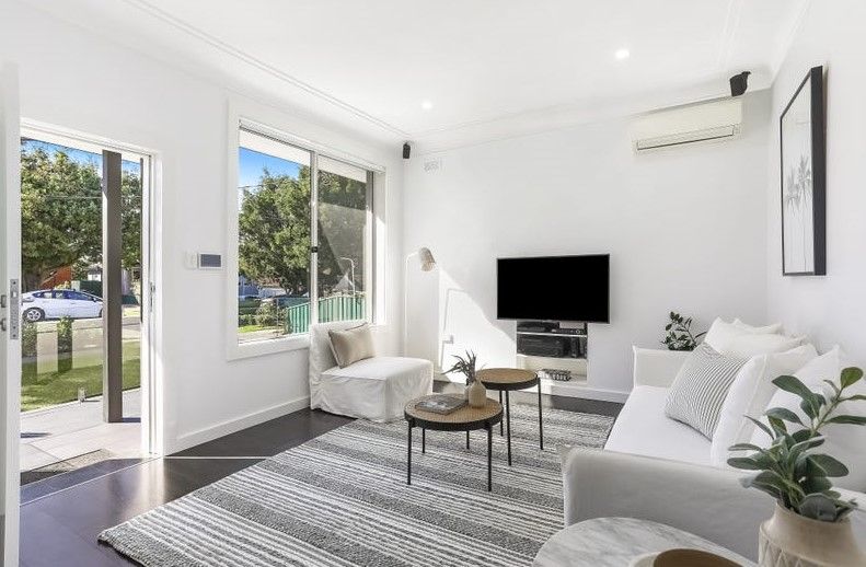 Contemporary SIL in Carlton — Home image 3