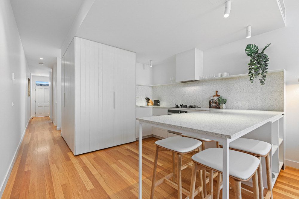 Stylish 2-bed Victorian Terrace — Home image 2