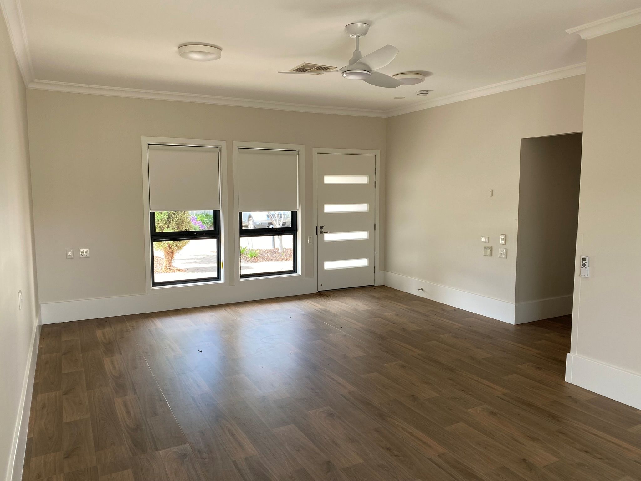 Single Occupancy Whole 2 Bedroom Villa in Elizabeth Grove — Home image 2