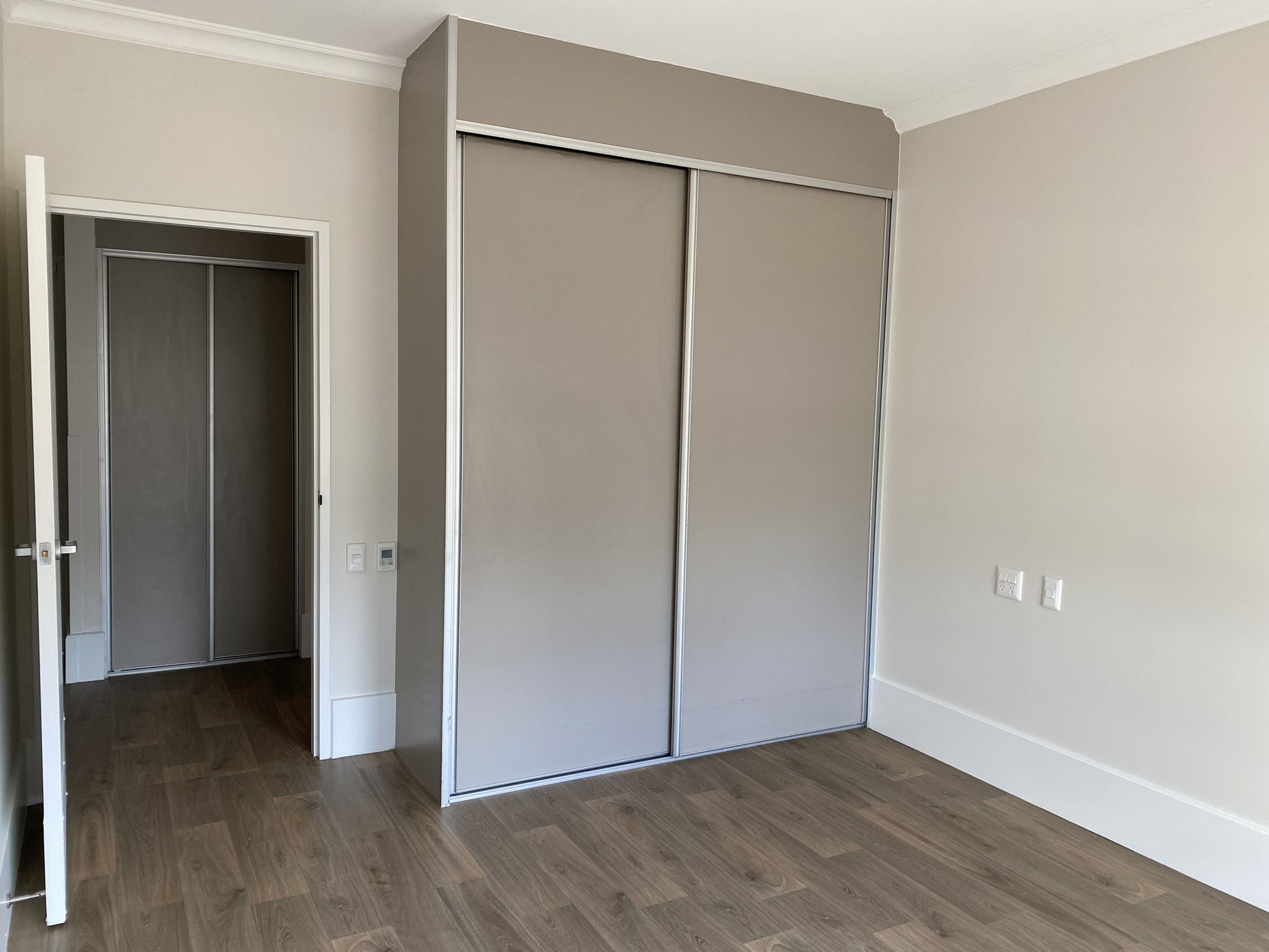 Single Occupancy Whole 2 Bedroom Villa in Elizabeth Grove — Home image 7