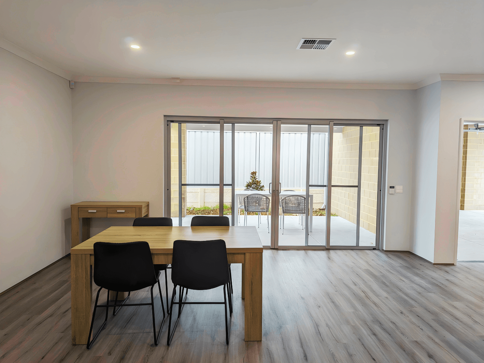 New and Modern SDA Homes in Thornlie - FA & HPS — Home image 2
