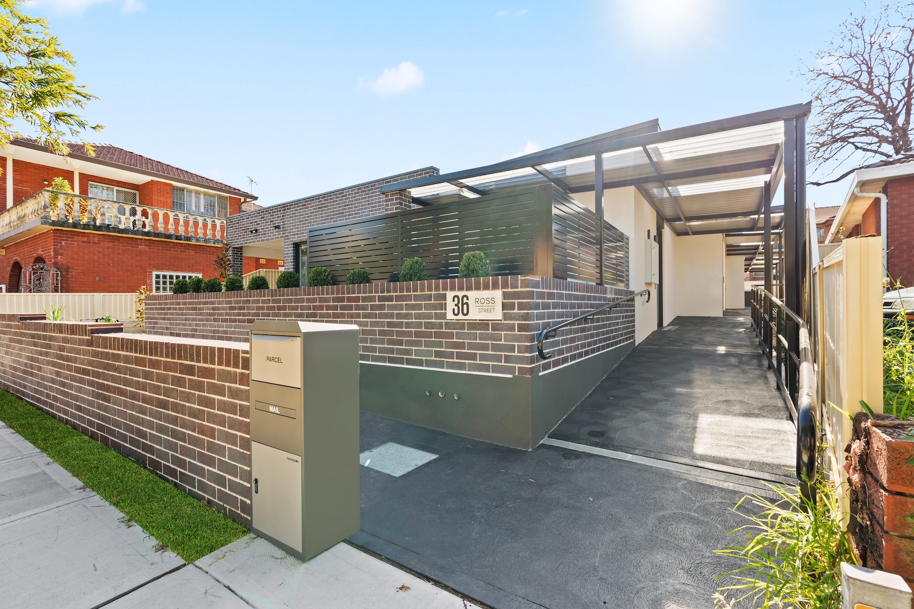 Five Self-Contained Villas – Modern & Accessible HPS SDA Home — Home image 2