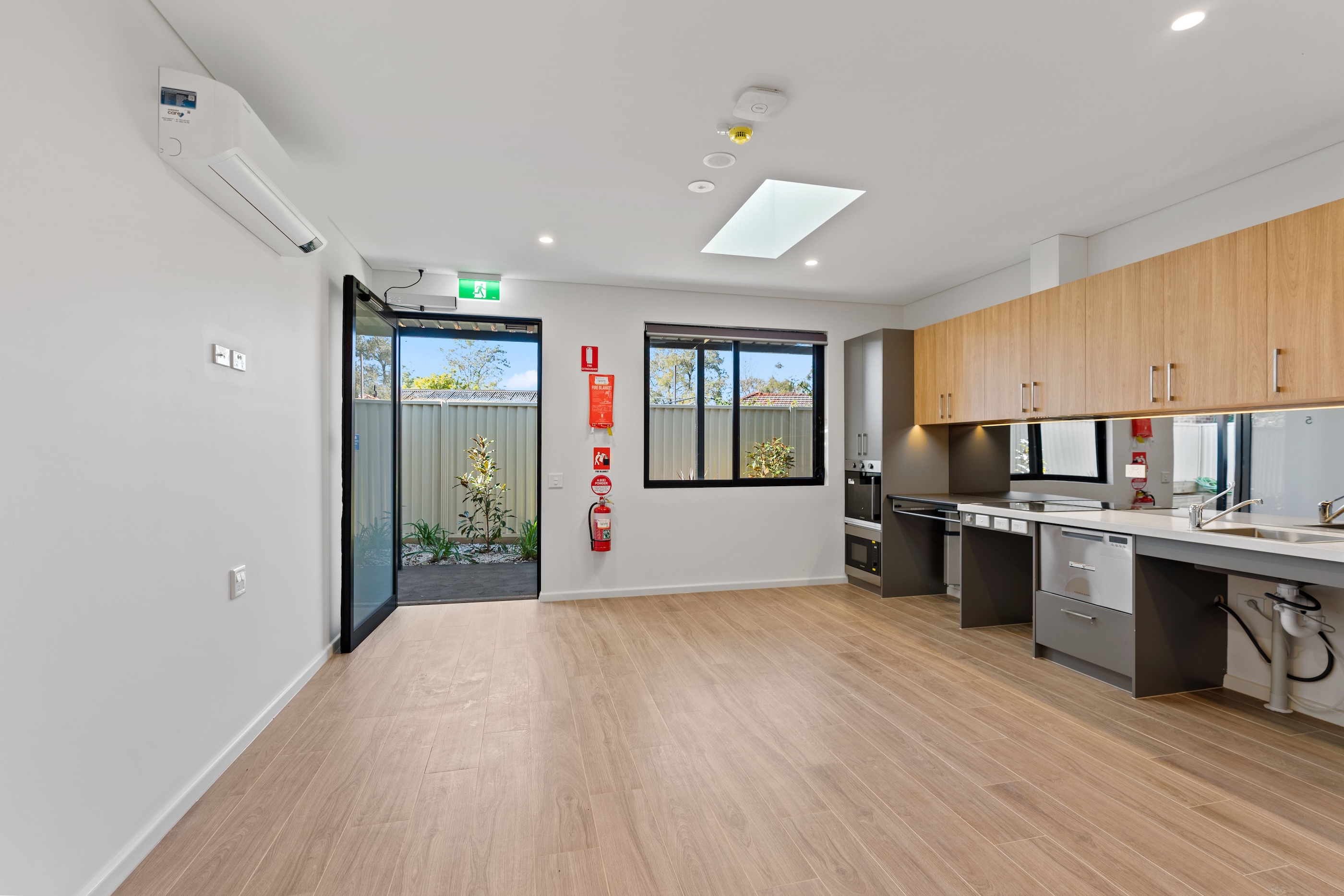 Five Self-Contained Villas – Modern & Accessible HPS SDA Home — Home image 7