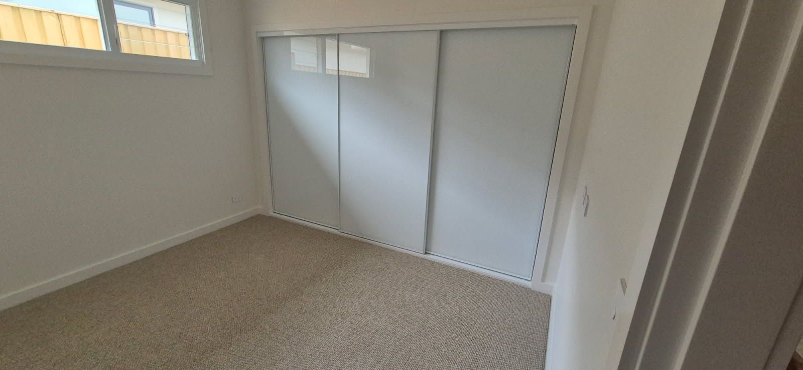 SIL - MOSS VALE — Home image 3