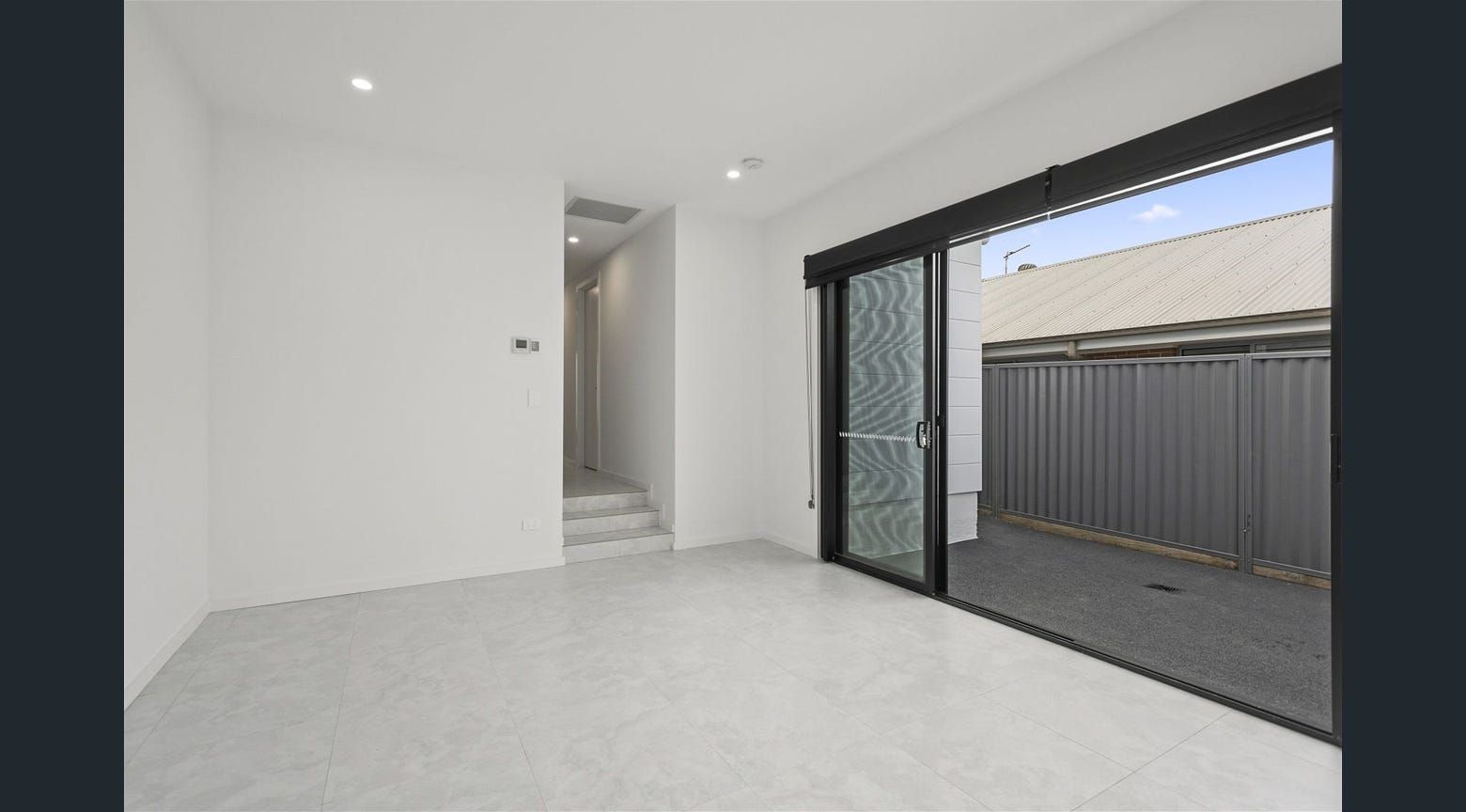 DELILAH — Home image 3