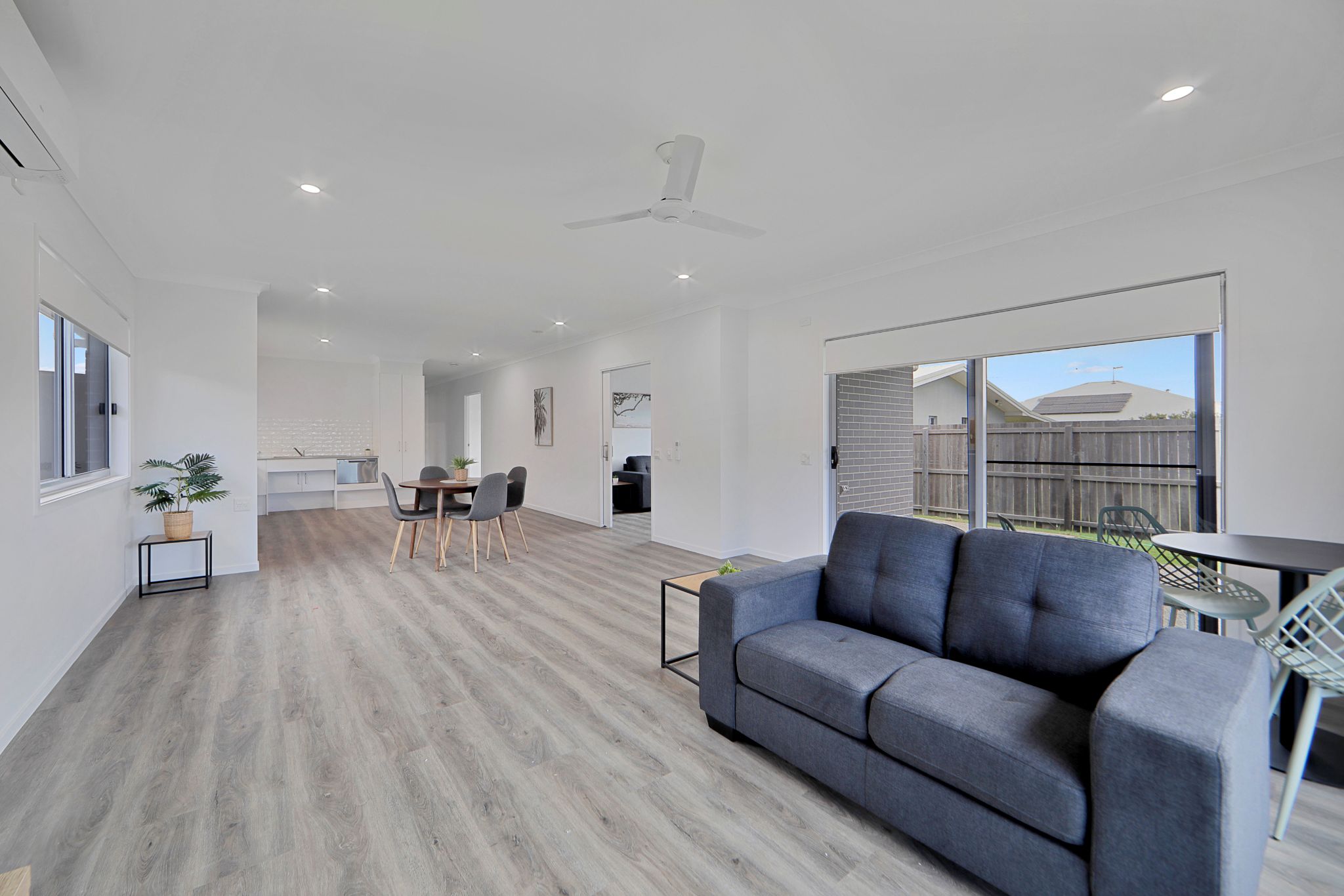2 HPS + OOA + Media Room, Available in Avenell Heights! — Home image 4