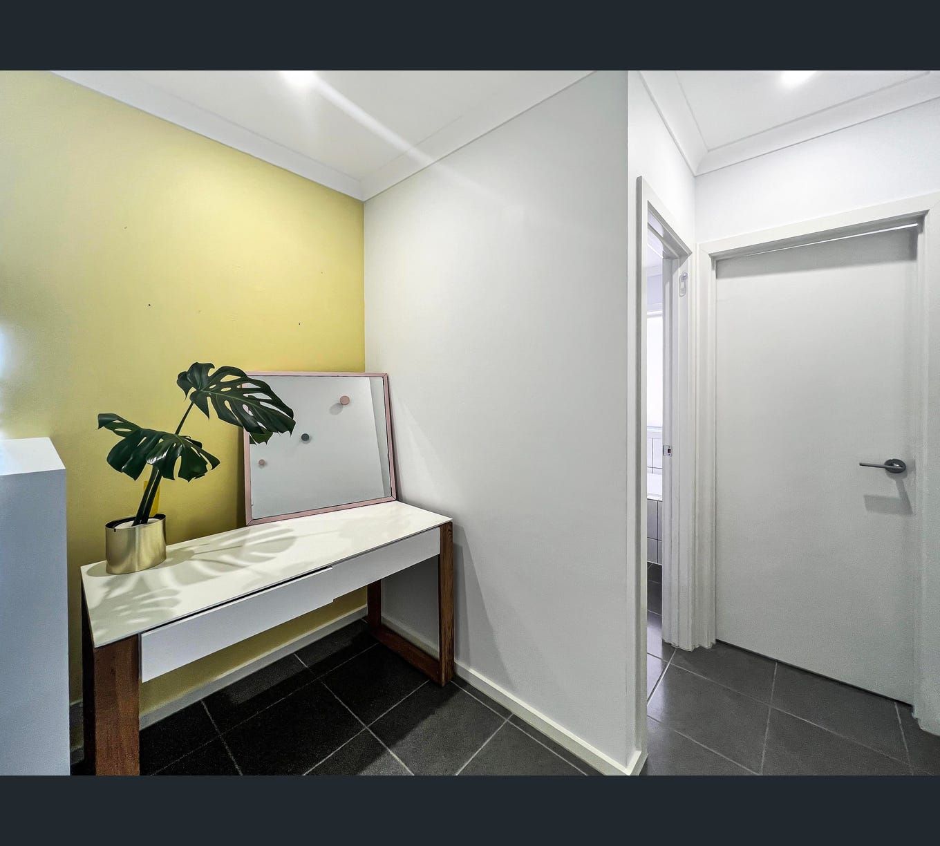 Modern SIL & ILO Home in Armstrong Creek — Home image 4