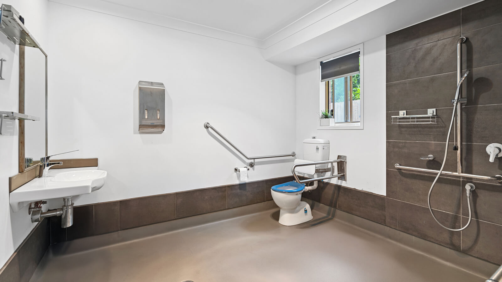 Enjoy Modern Living in Corinda, Brisbane — Home image 8
