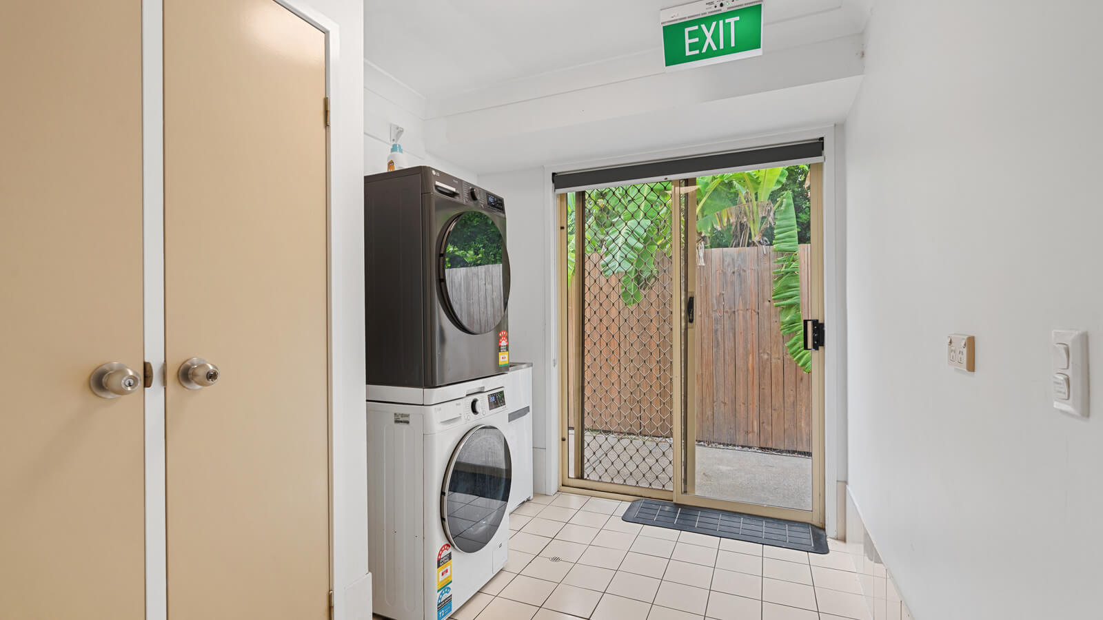 Enjoy Modern Living in Corinda, Brisbane — Home image 10