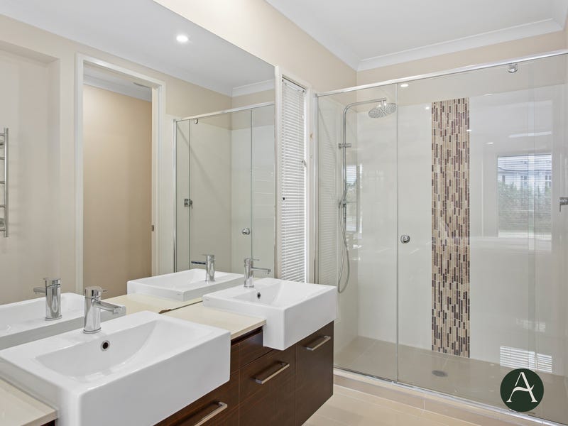 Beautiful home in the Pimpama QLD! — Home image 4
