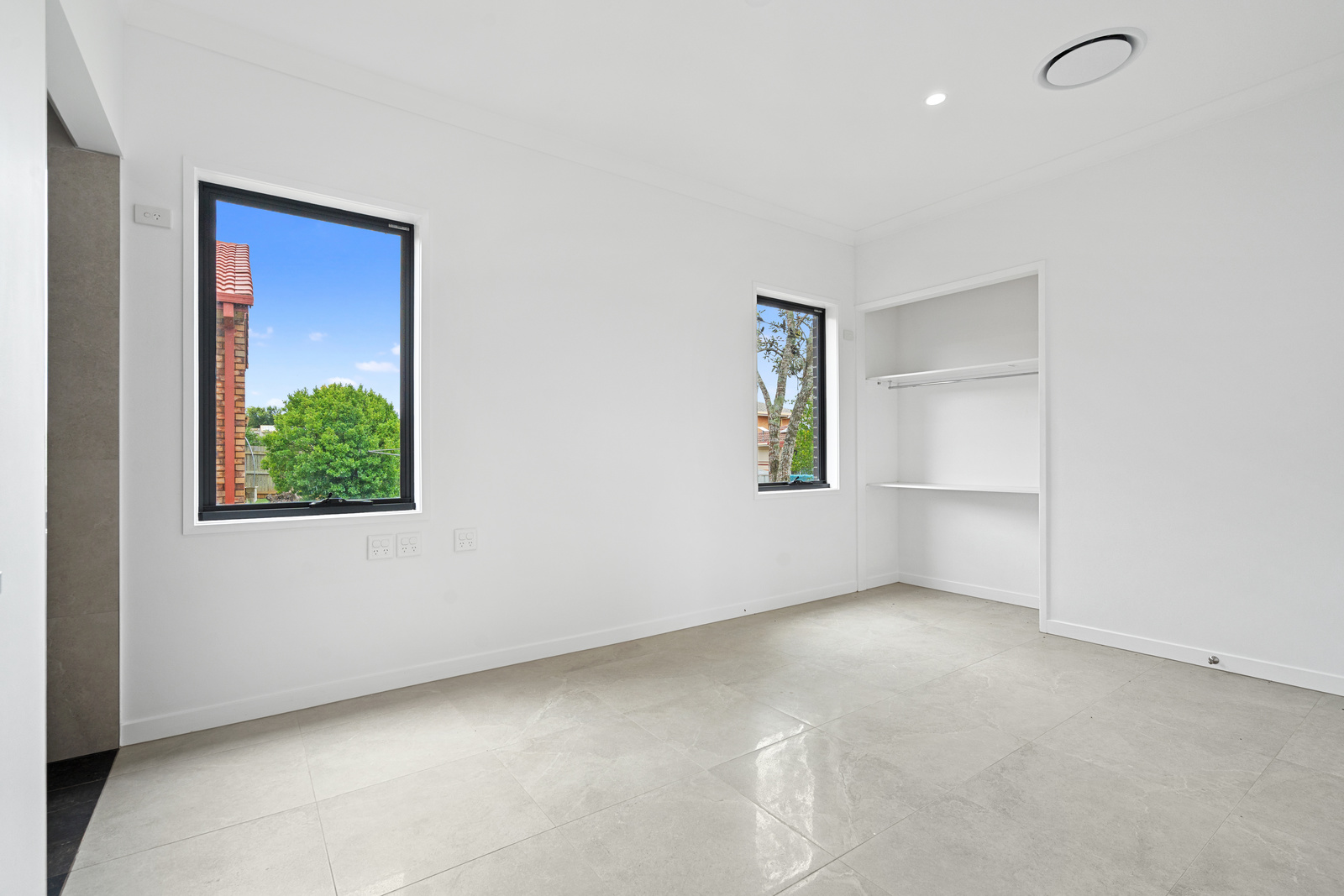 NEWTOWN QLD – ROBUST HOUSE WITH BREAKOUT ROOM — Home image 7
