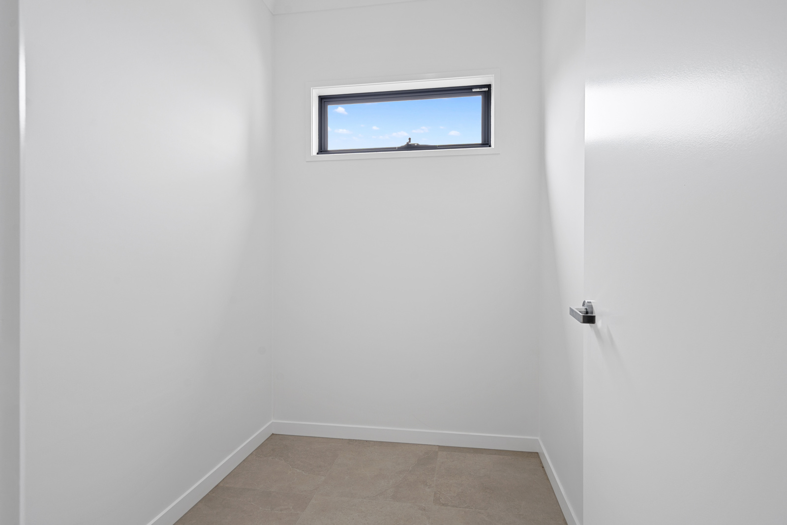 NEWTOWN QLD – ROBUST HOUSE WITH BREAKOUT ROOM — Home image 11