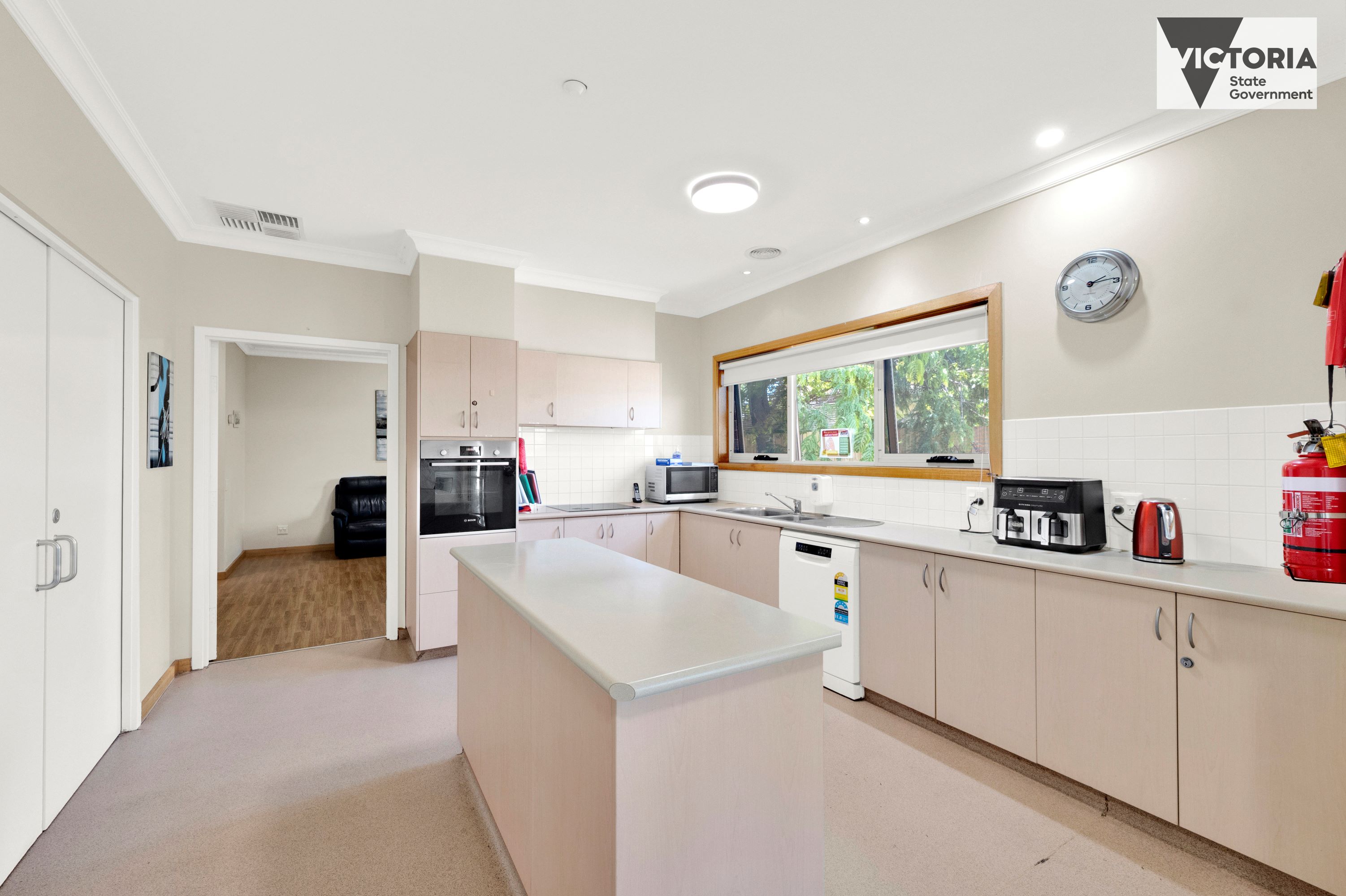 Don't miss this spacious living in Glenroy! — Home image 2