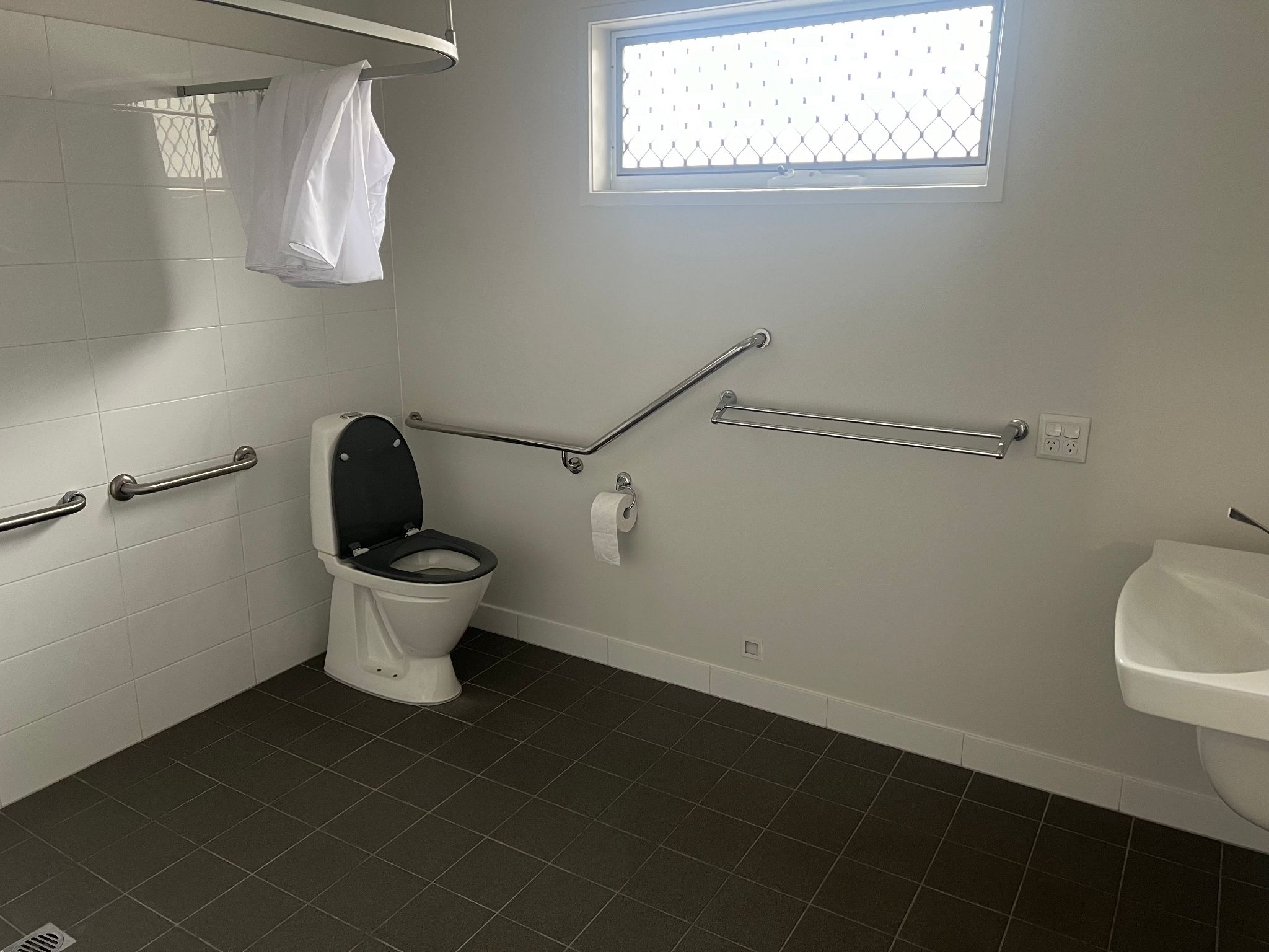 High Physical Support House, Sirocco Pl, Bald Hills — Home image 3