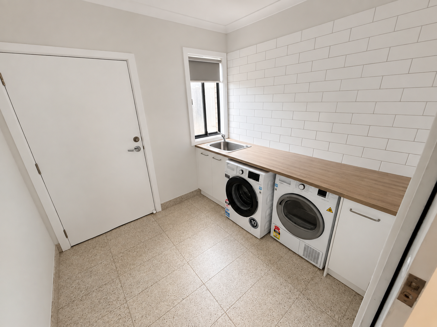 POLMONT, Thornhill Park - Robust — Home image 9