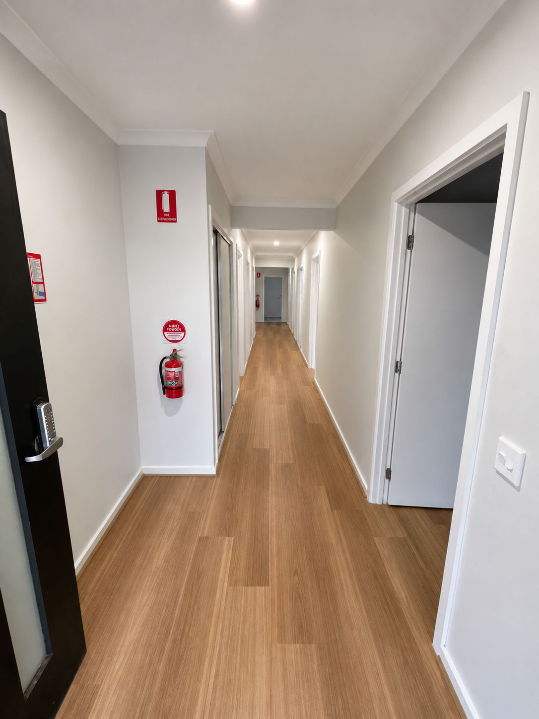 POLMONT, Thornhill Park - Robust — Home image 10