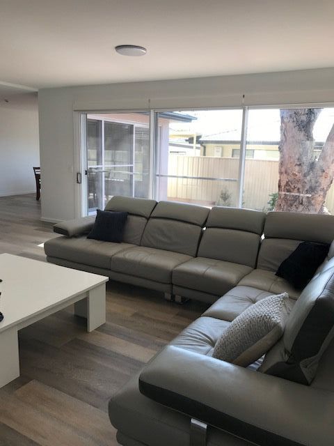 Modern SIL home in Greenacre, Western Suburbs — Home image 4