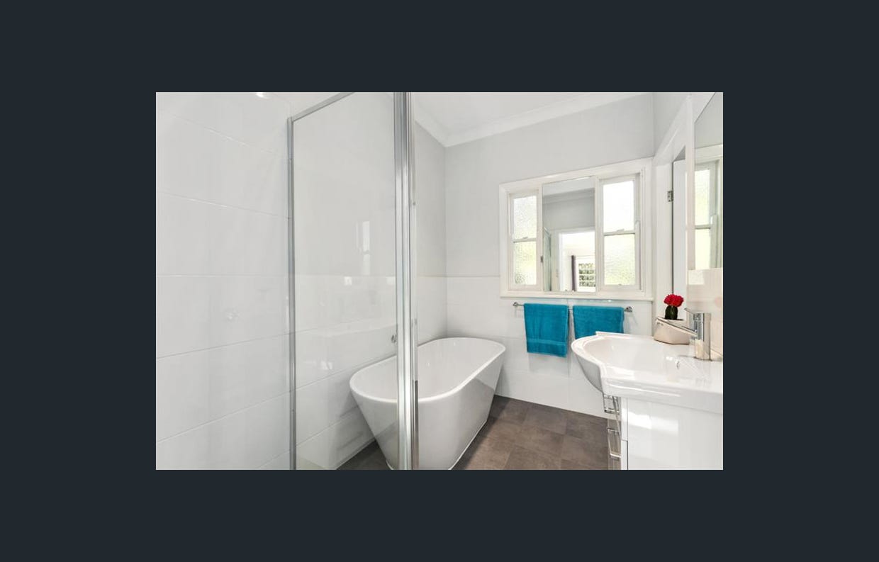 SIL - Newcastle — Home image 3