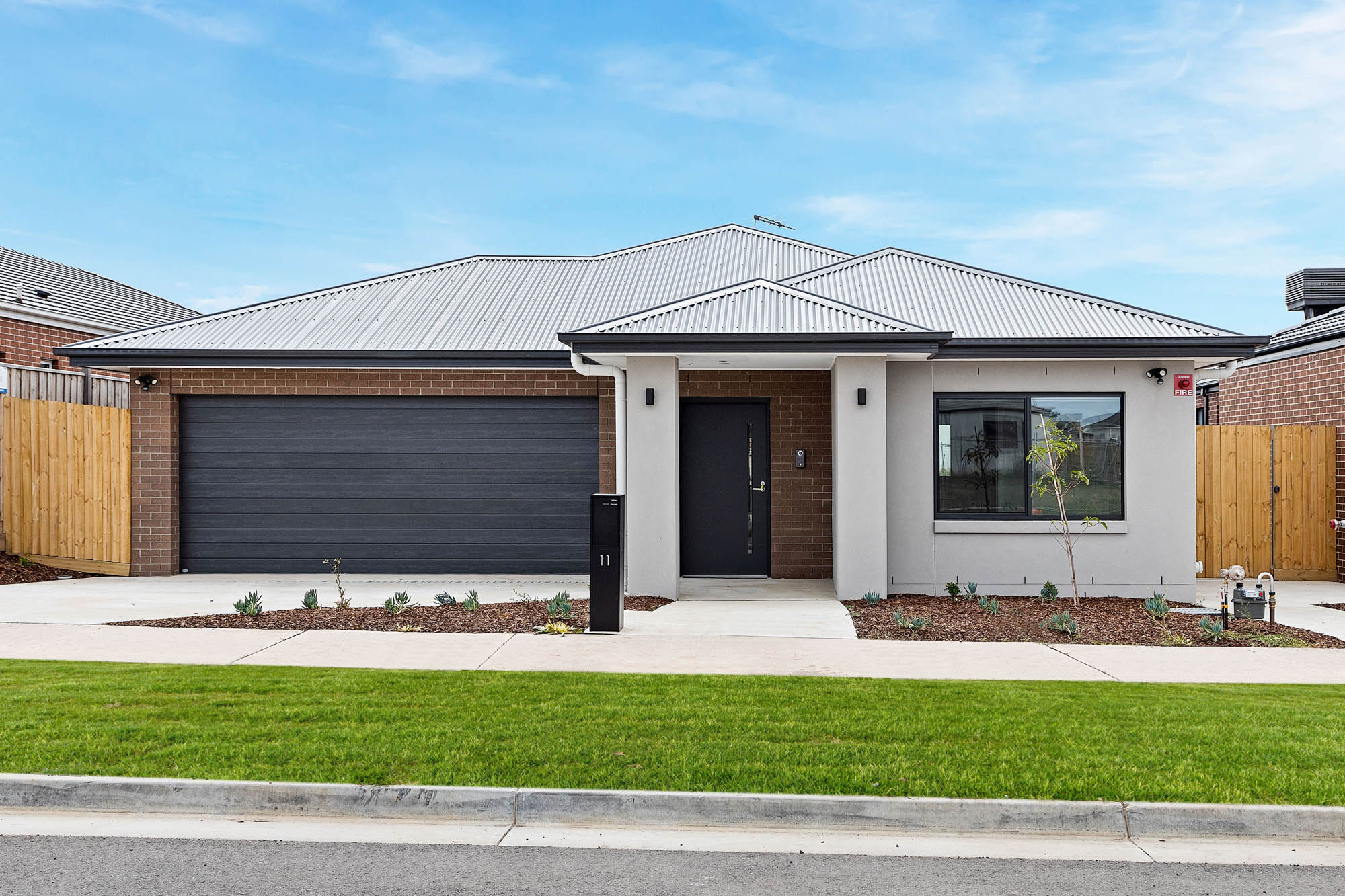 Modern SDA in beautiful Sunbury — Home image 7