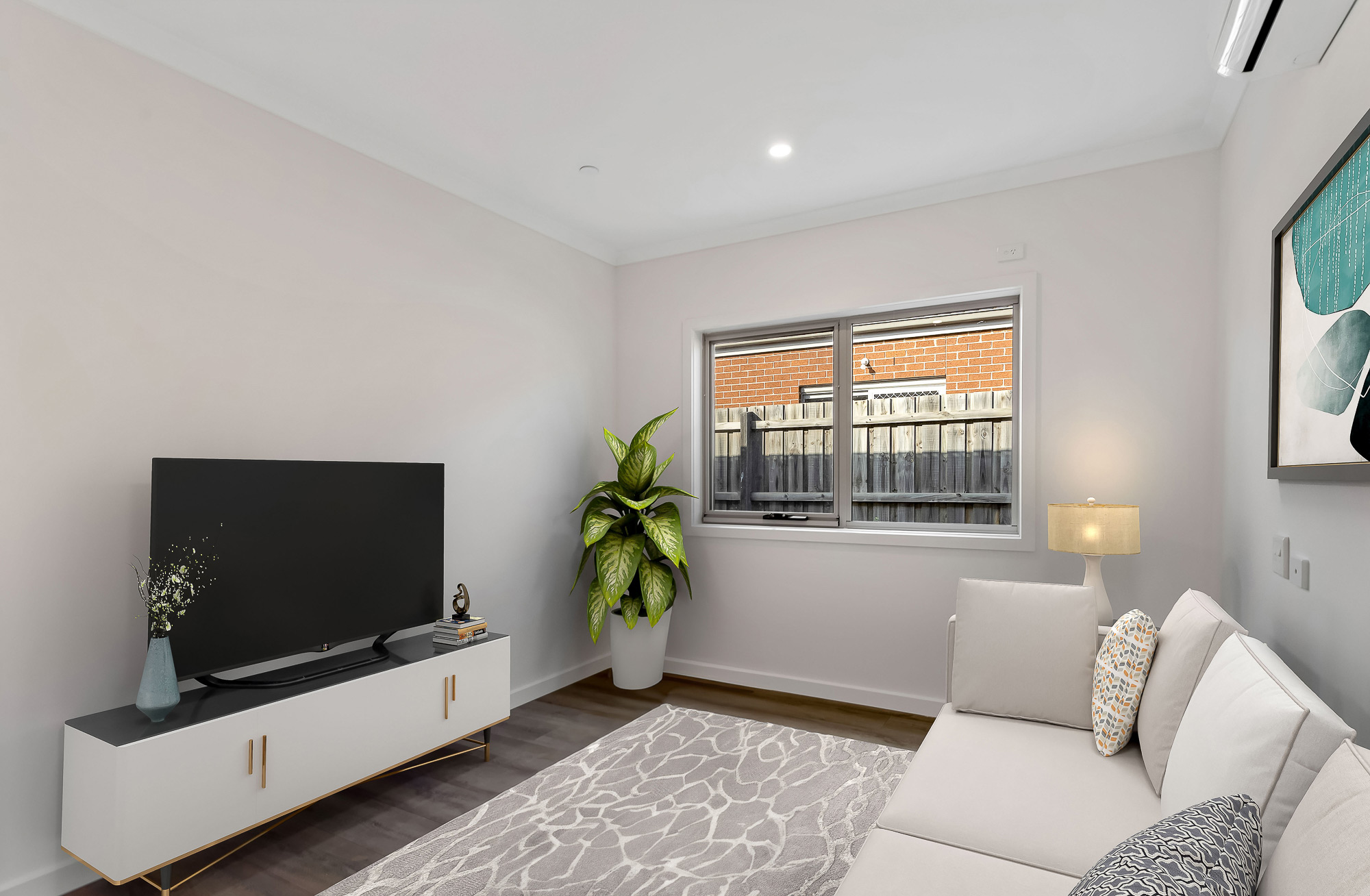 Modern SDA in beautiful Sunbury — Home image 9