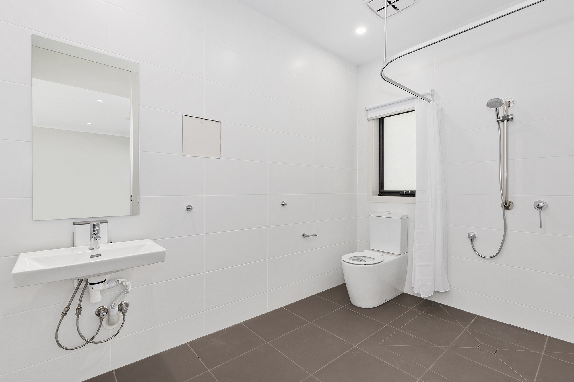 Modern SDA in beautiful Sunbury — Home image 10