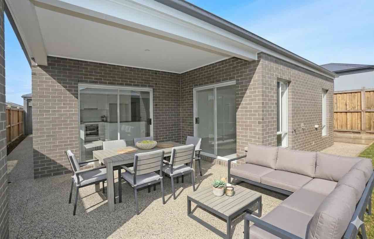 Modern home in the heart of Armstrong Creek — Home image 4