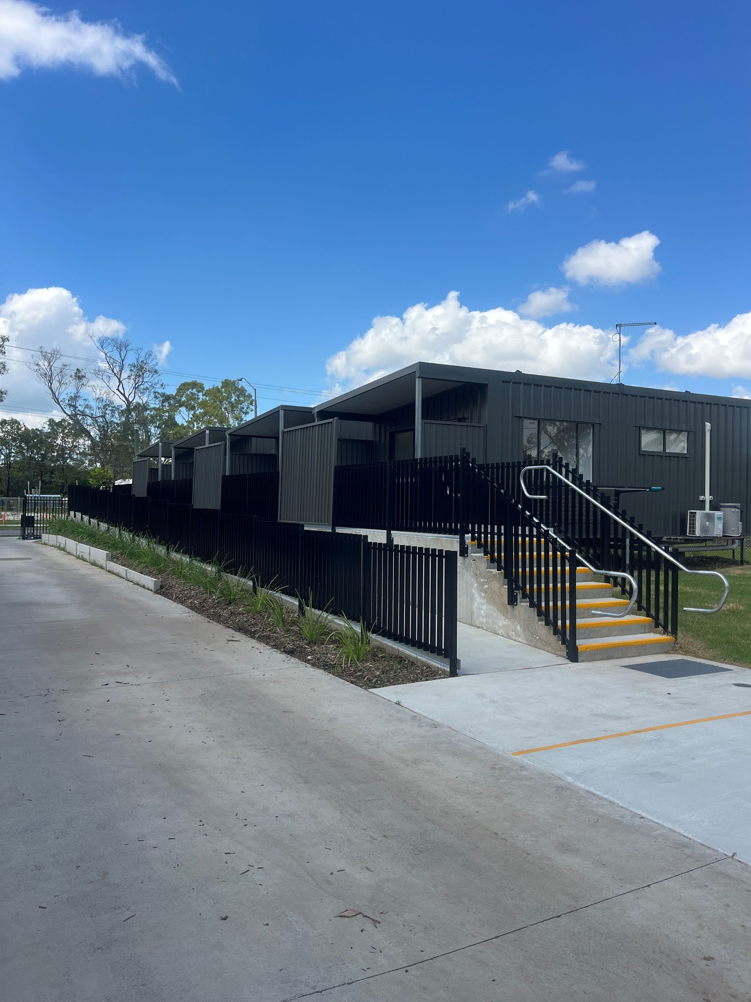 IMPROVED LIVABILITY VILLAS LOGANLEA _ DON"T MISS OUT 3 x VILLAS AVAILABLE NOW — Home image 4