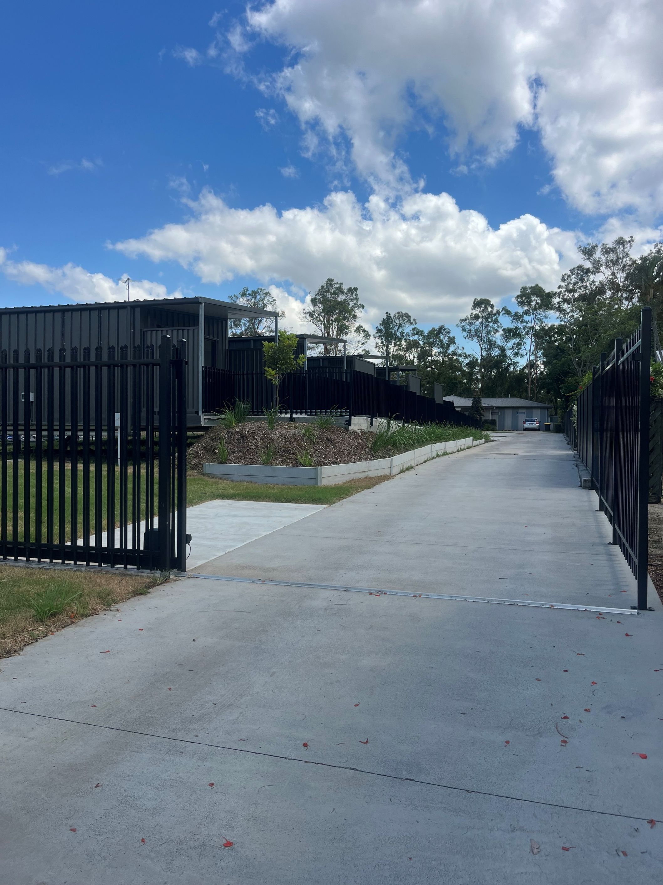 IMPROVED LIVABILITY VILLAS LOGANLEA _ DON"T MISS OUT 3 x VILLAS AVAILABLE NOW — Home image 6