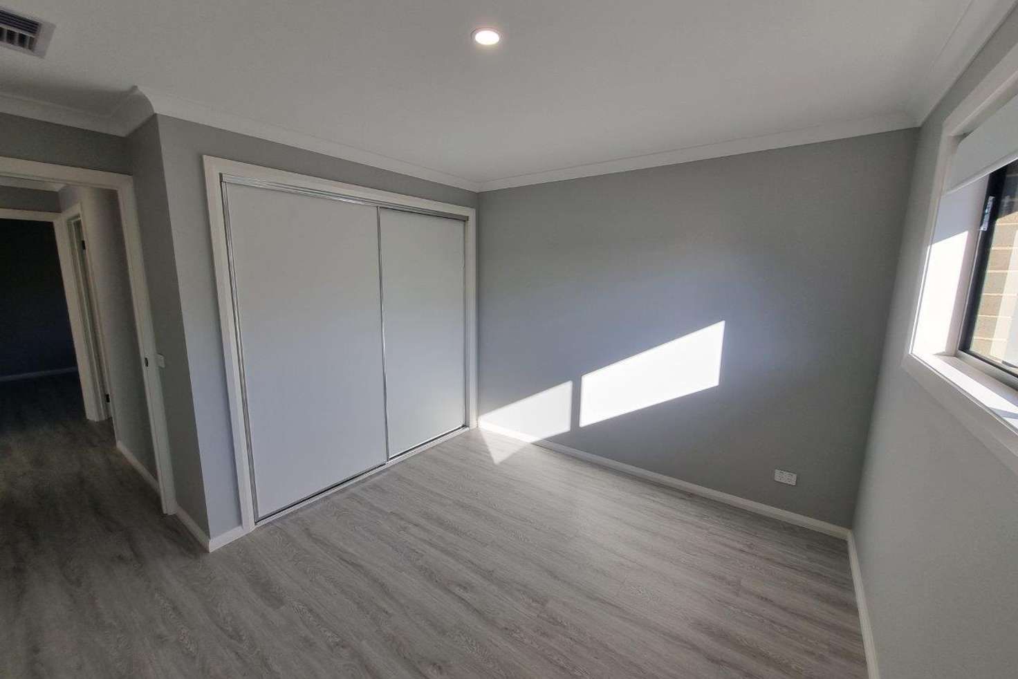 Wheelchair and limited mobility accessible home. Brand new 3 bedroom unit. — Home image 2