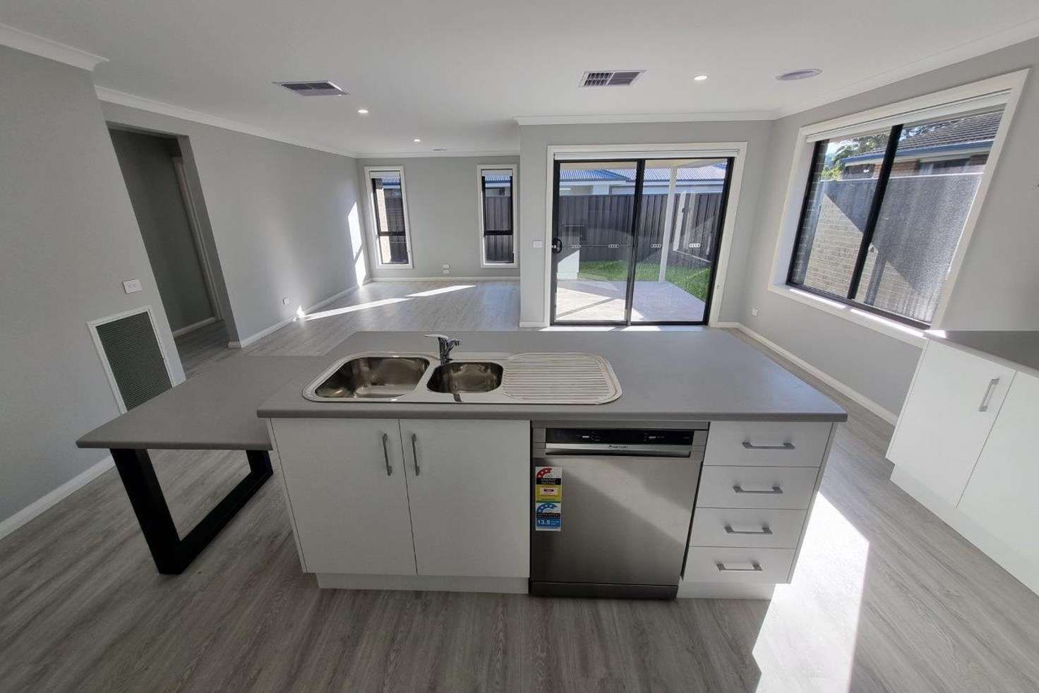 Wheelchair and limited mobility accessible home. Brand new 3 bedroom unit. — Home image 5